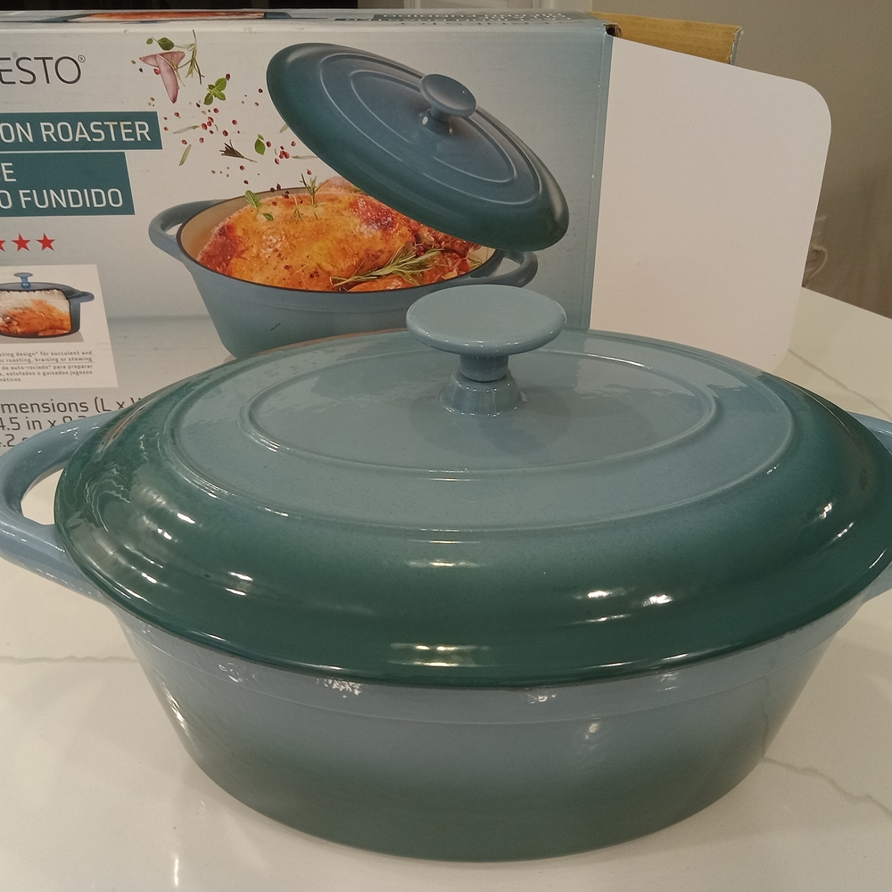 Teal Enameled Cast Iron Roaster with Lid